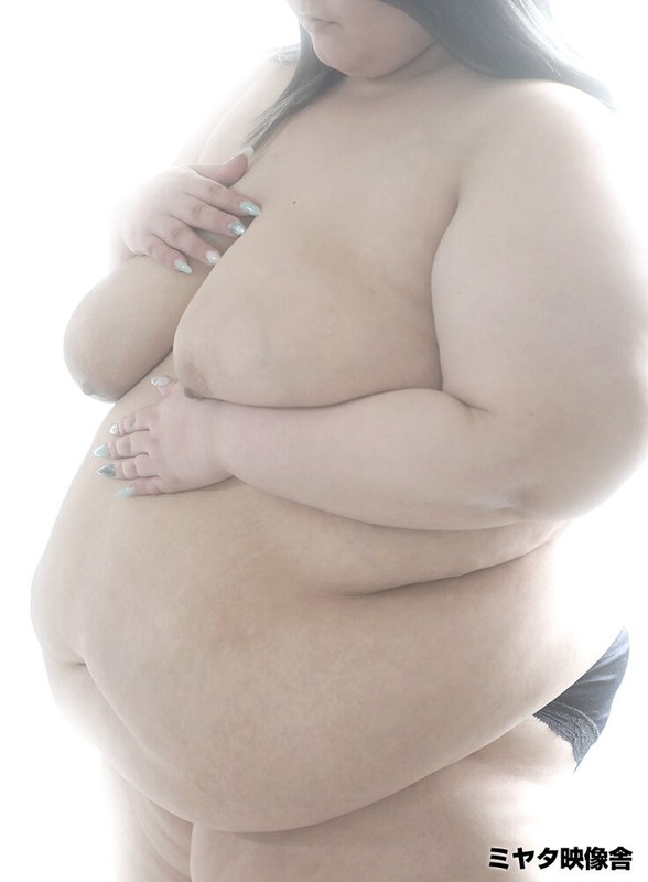 【メイド◯宮田ひなの】爆体無双 ひなの｜h_1636myt220527